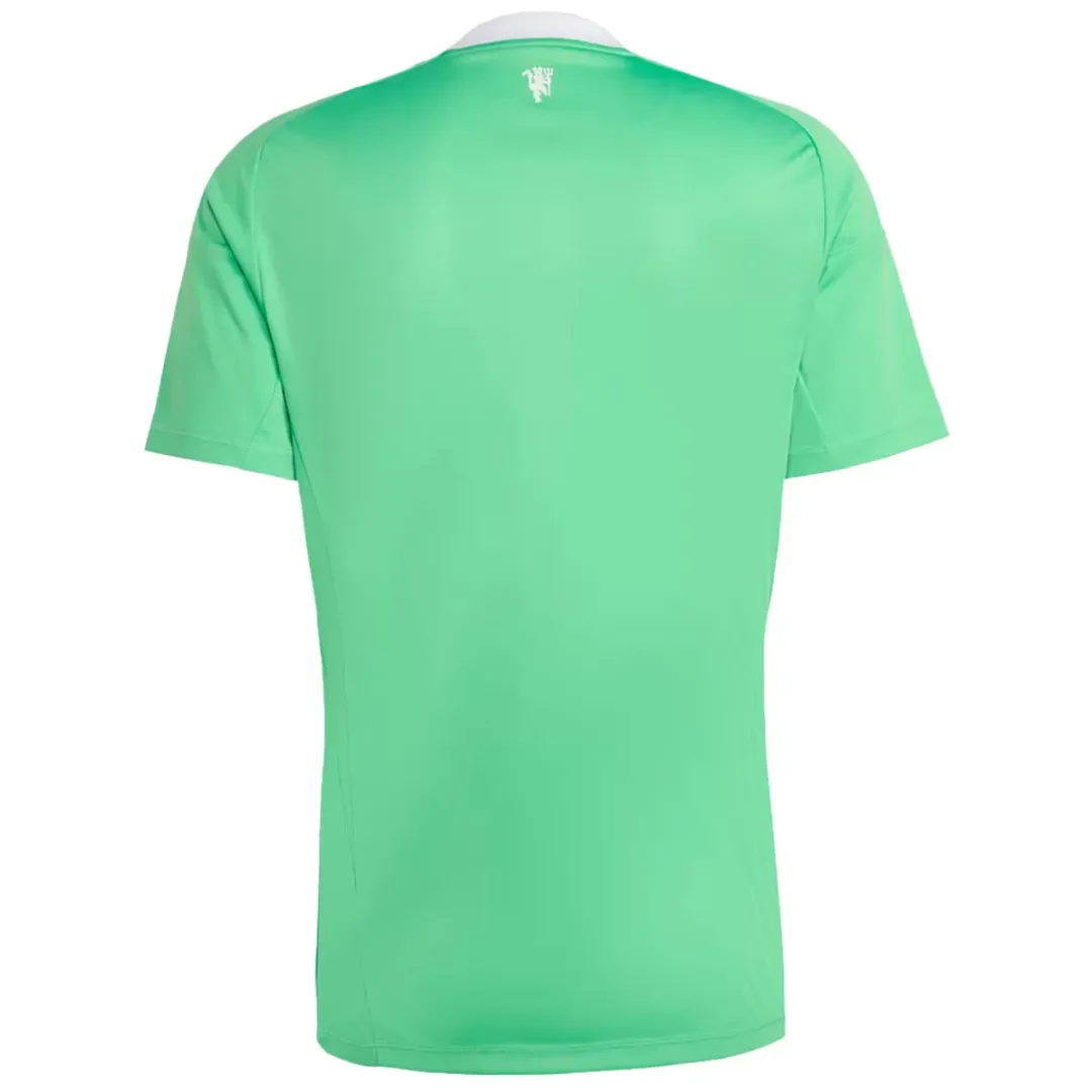 Alternative view of Manchester United Goalkeeper Jersey
