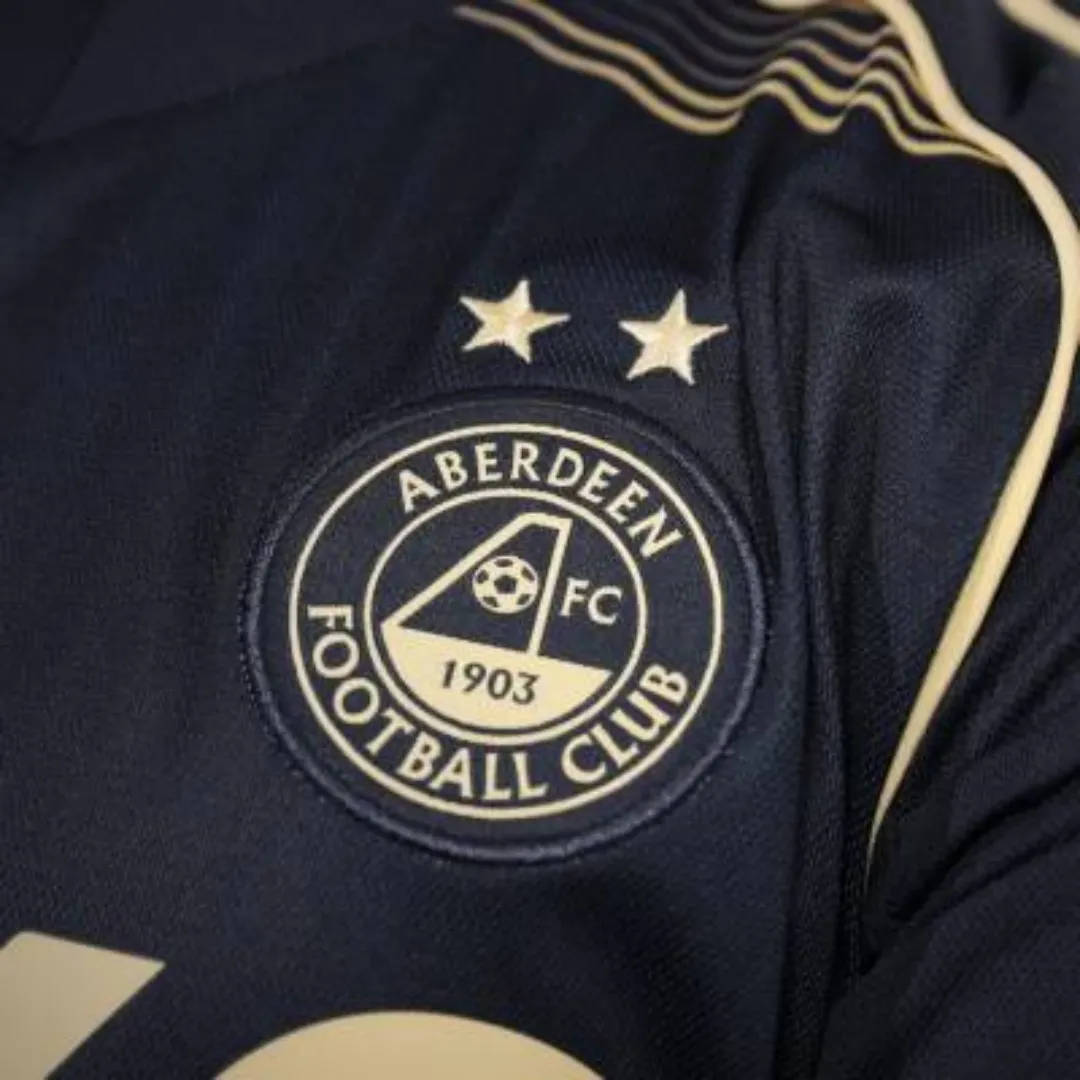 Aberdeen FC Away Jersey - Image 6