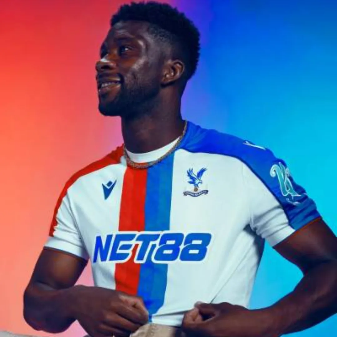 Crystal Palace Third Jersey - Image 5
