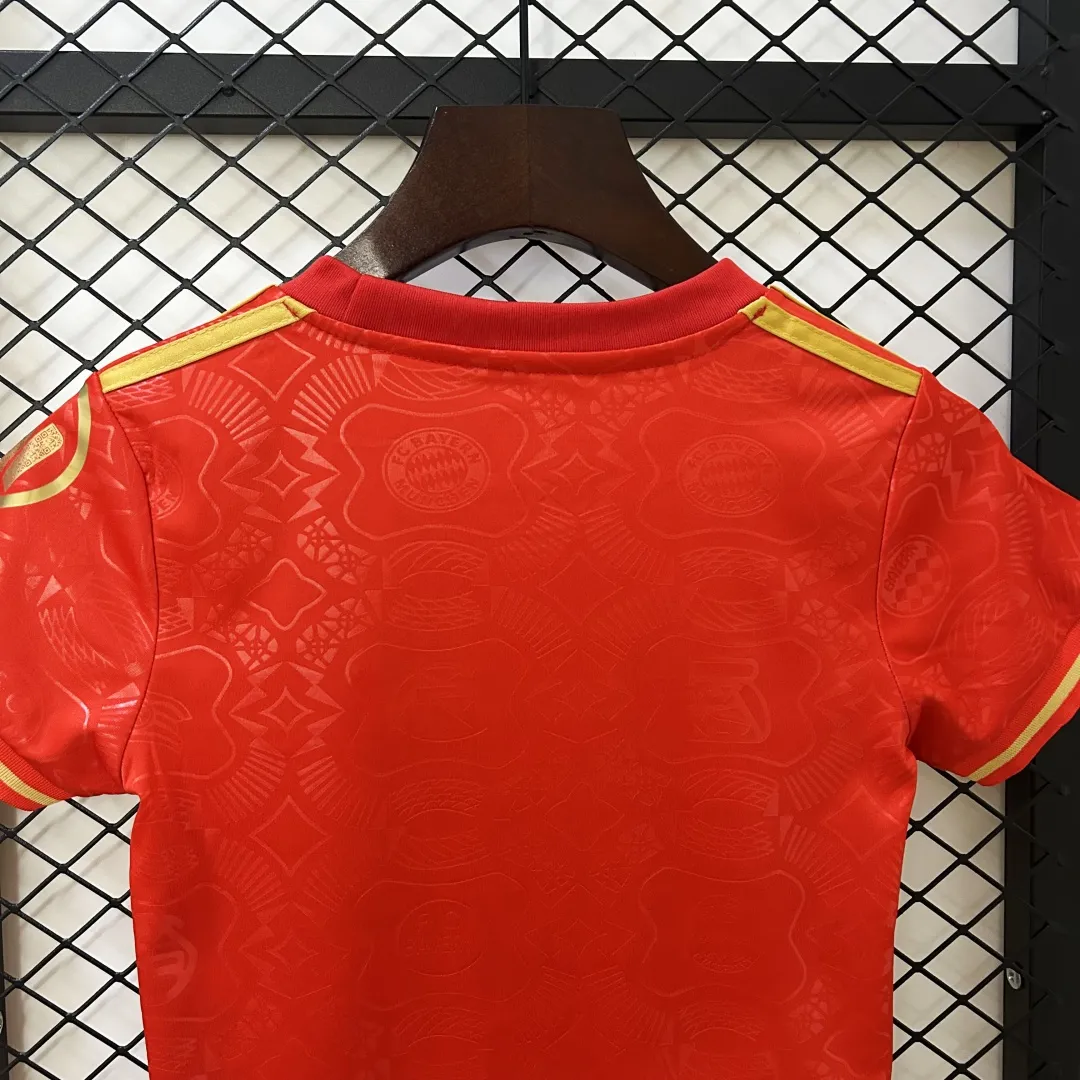 Adidas Bayern Kids Football Kit - Image 8