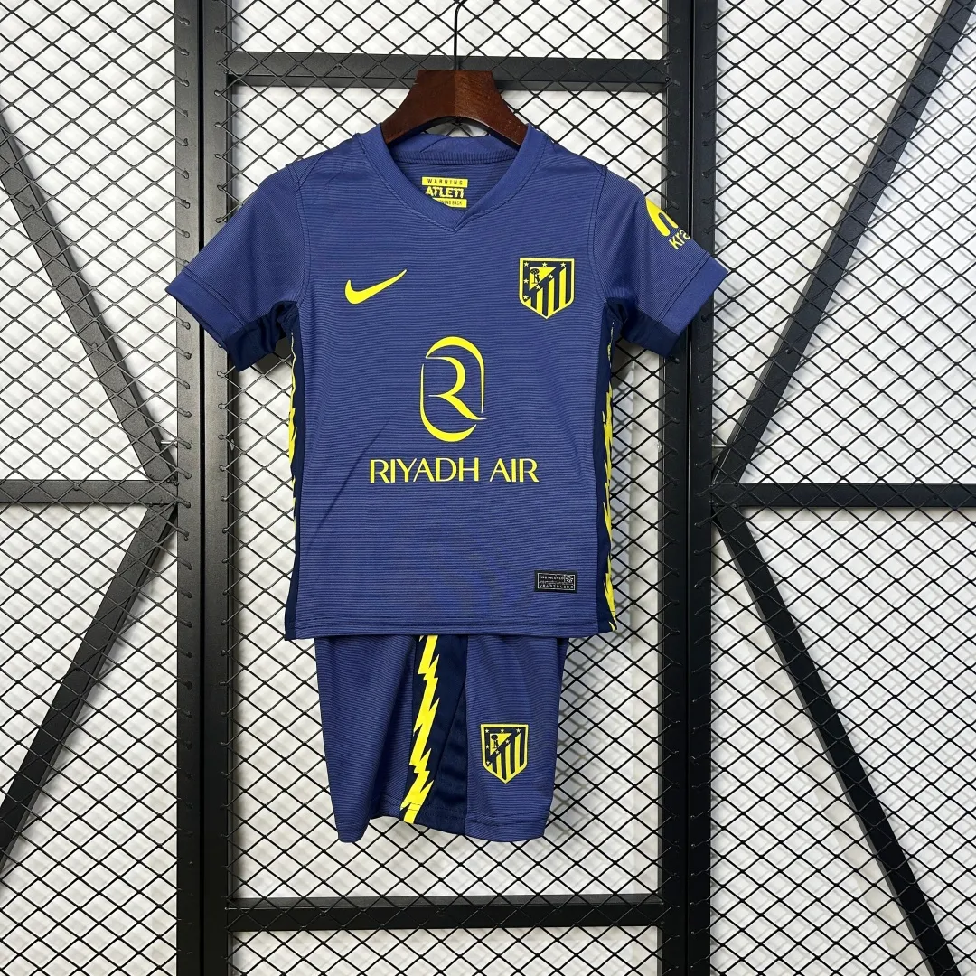 Alternative view of Kid's Atletico Madrid Away Kit 2025/26