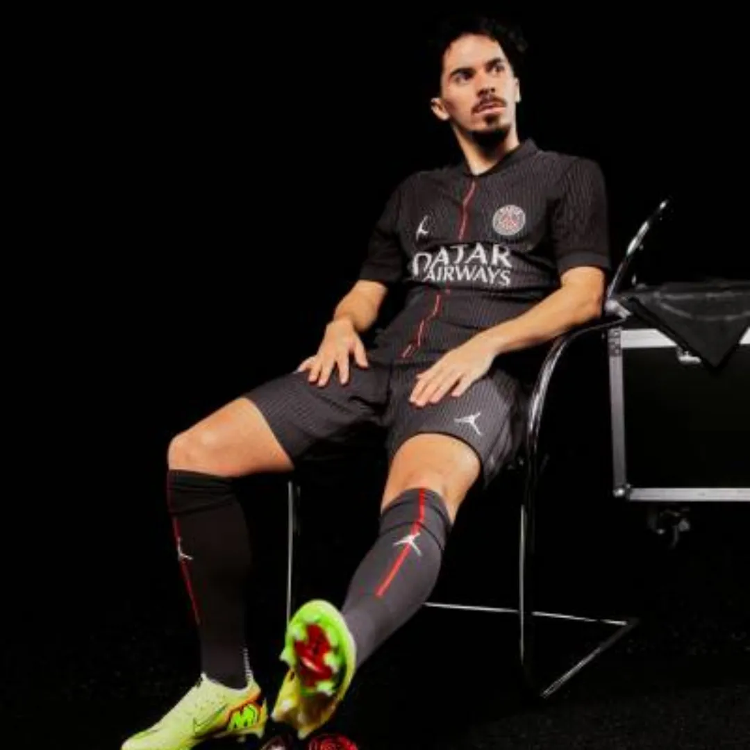 PSG Jordan Football Jersey - Image 4