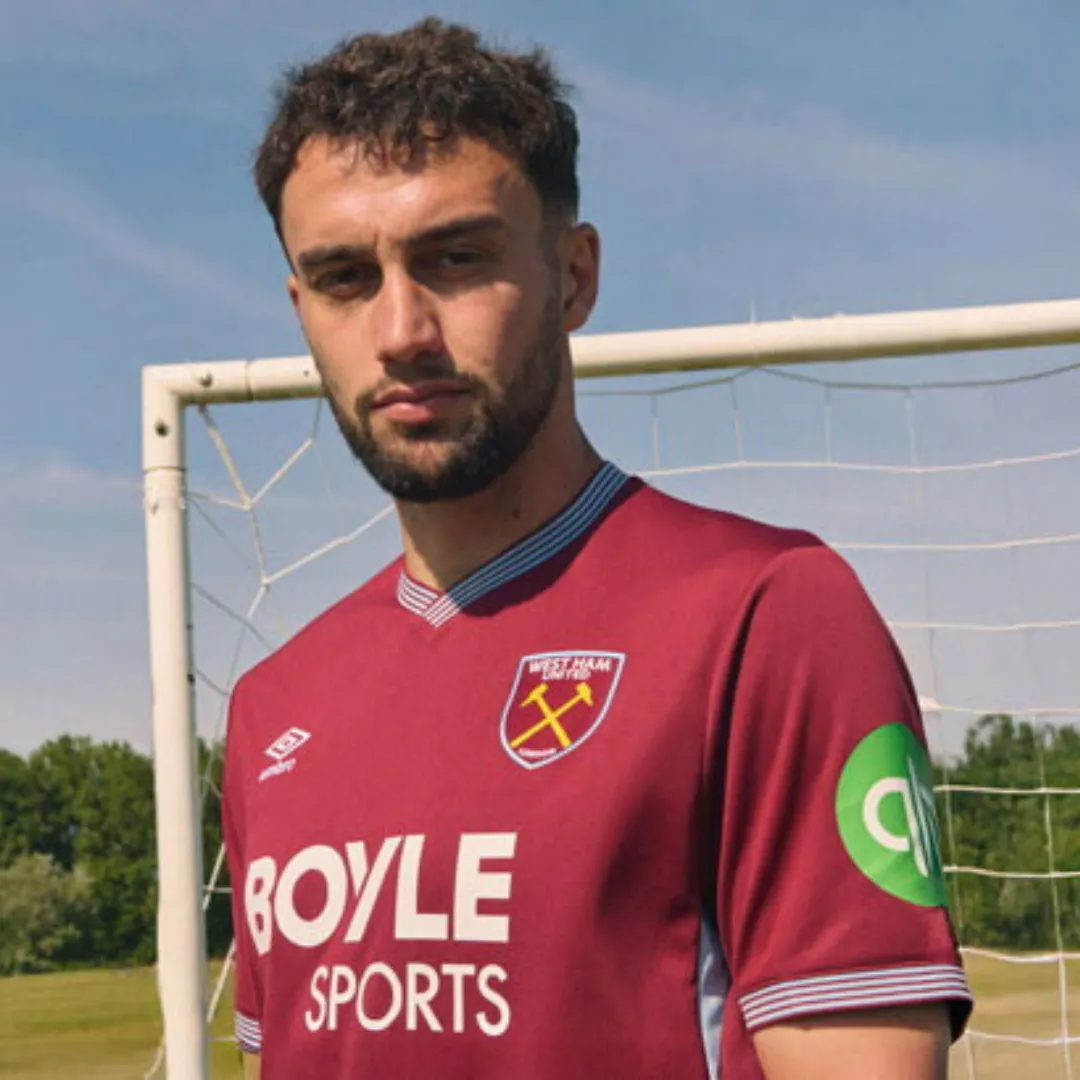 Umbro West Ham Home Jersey - Image 3