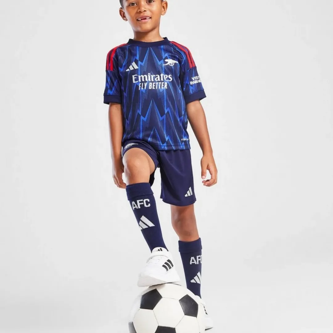 Arsenal Kids Soccer Kit - Image 3