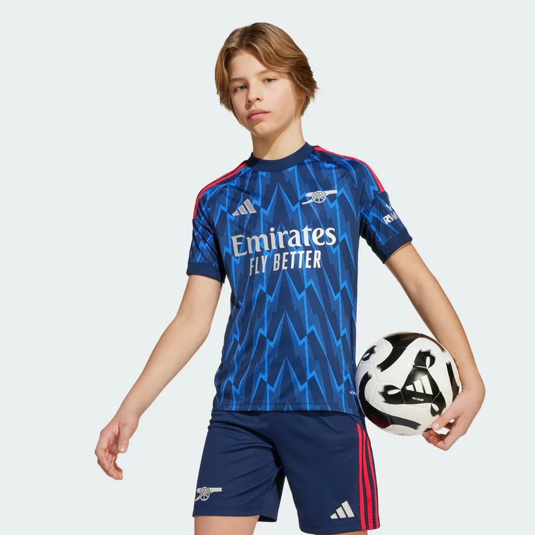 Arsenal Kids Soccer Kit - Image 6