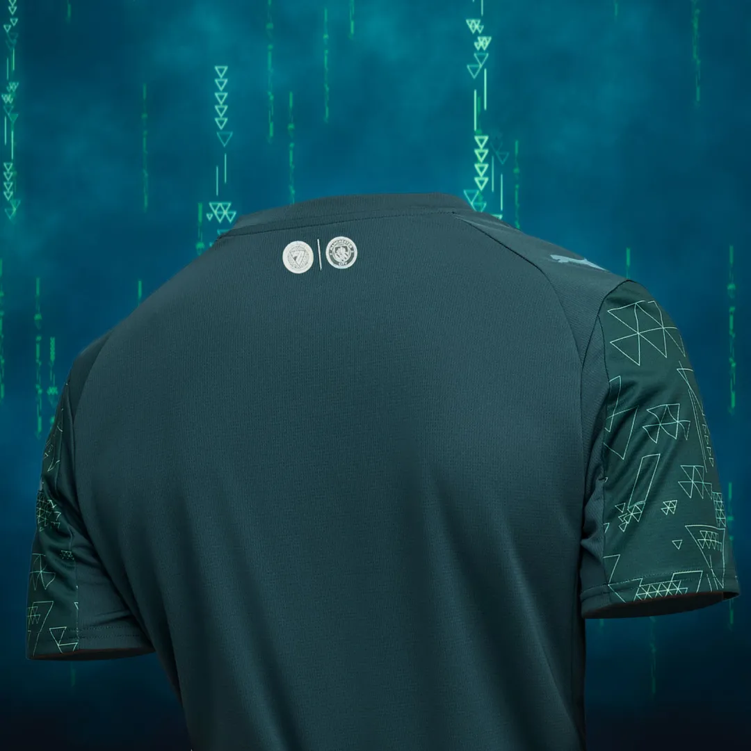 Manchester City Football Jersey - Image 5
