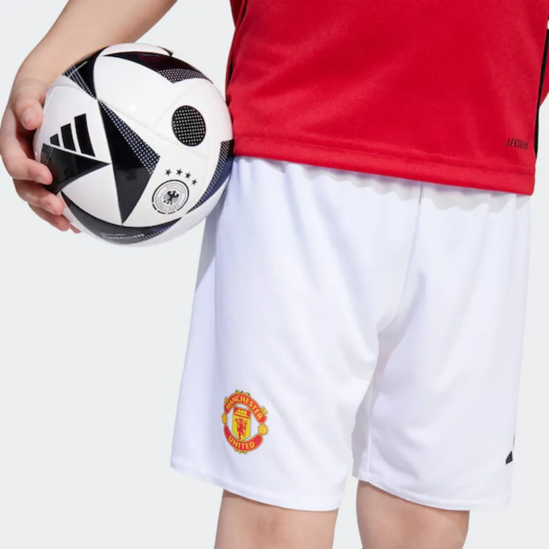 Manchester United Kids Home Kit - Image 6