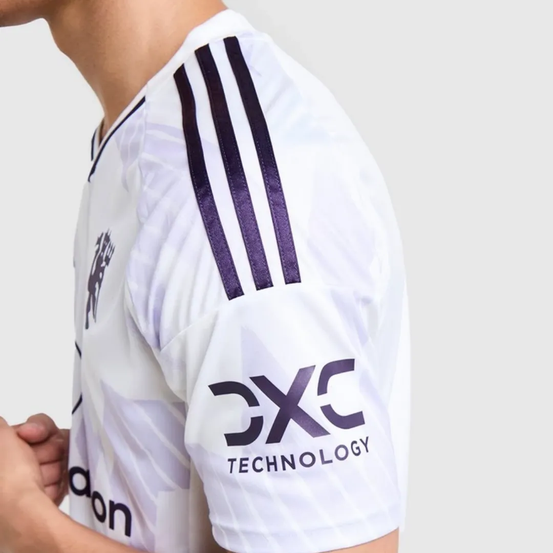 Manchester United Away Jersey - Image 6
