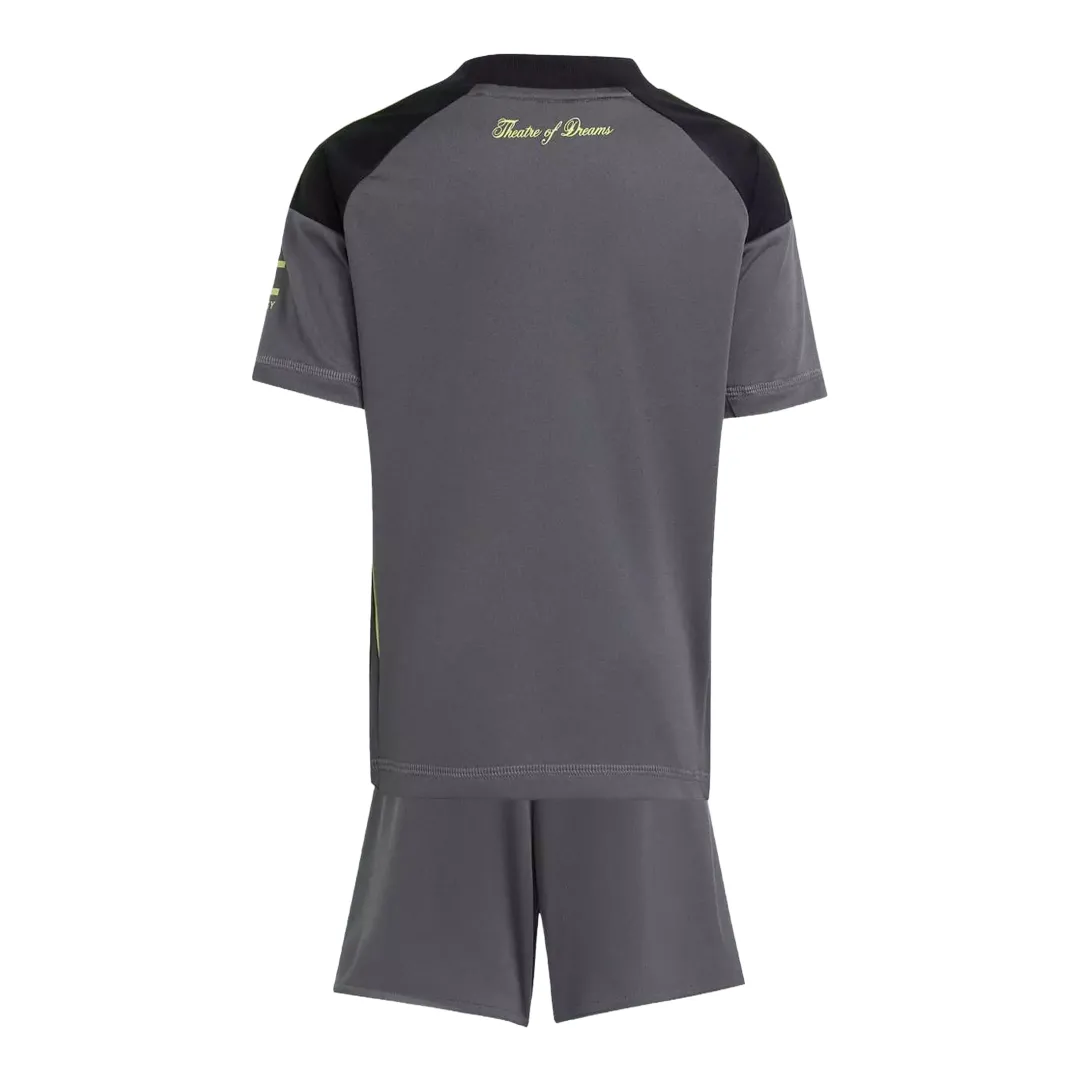 Alternative view of Manchester United Kids Kit
