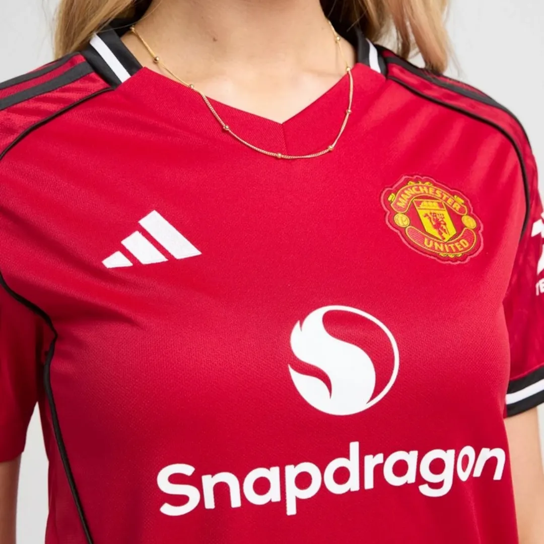 Manchester United Women Soccer Jersey - Image 5