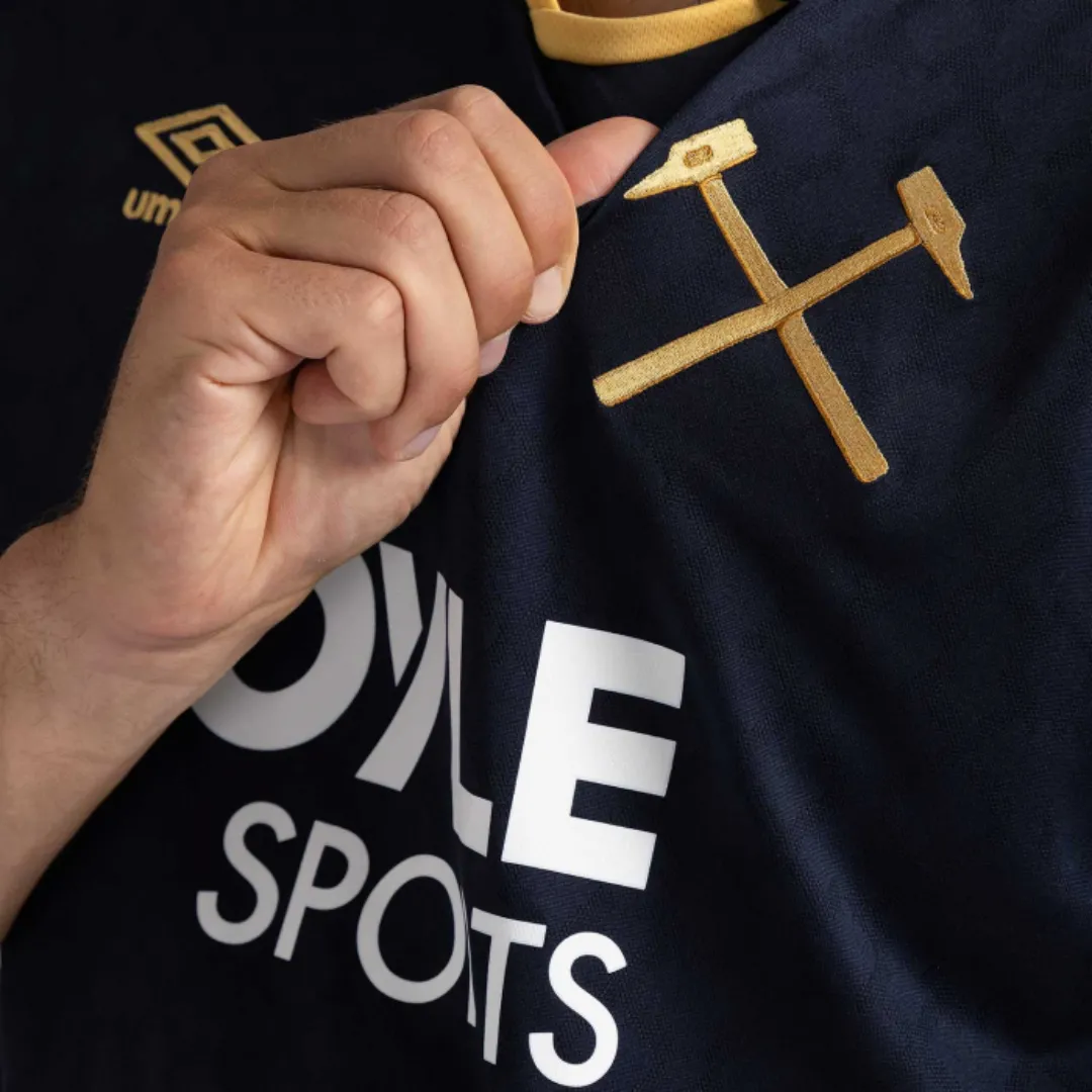 Umbro West Ham Third Football Jersey - Image 5