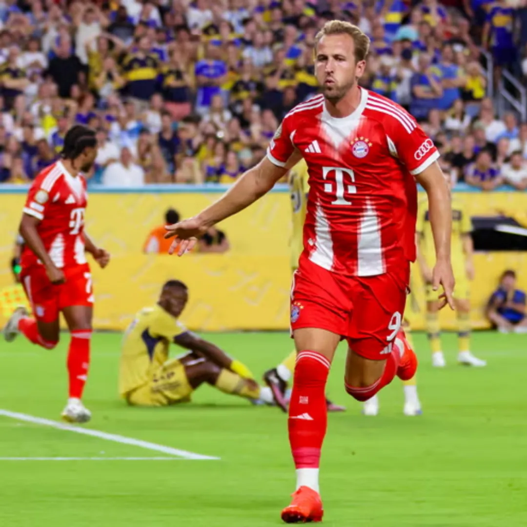 Bayern Munich Home Jersey - Image 3
