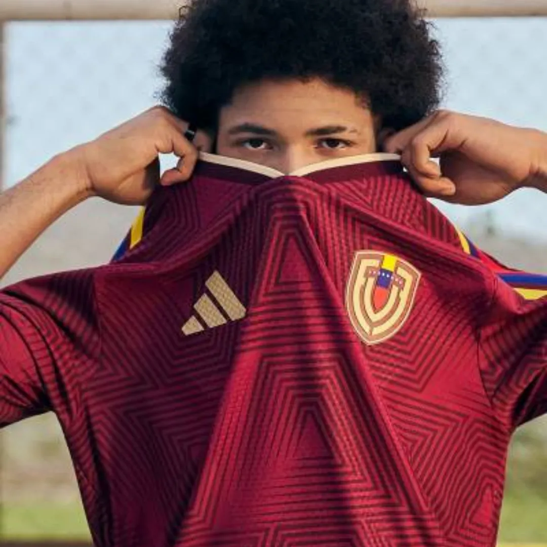 Adidas Venezuela Home Jersey - Image 4