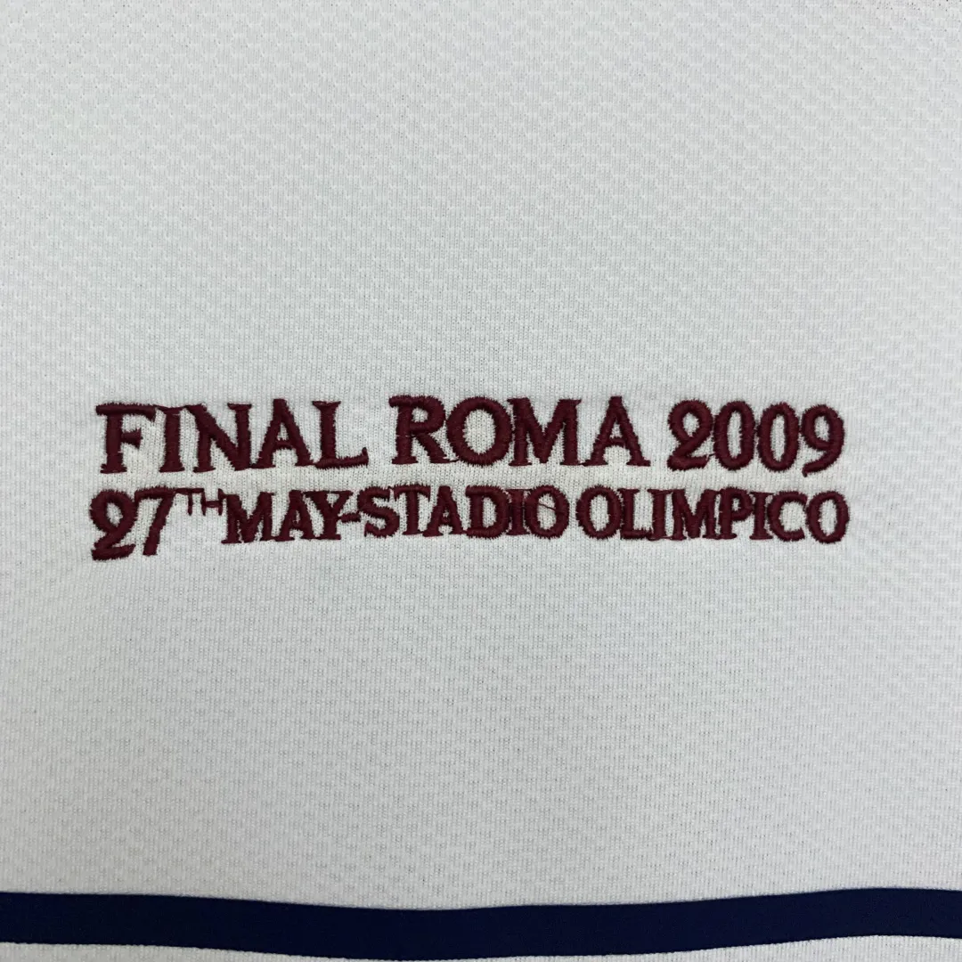 Man Utd 2009 Roma Final Jersey - Image 5