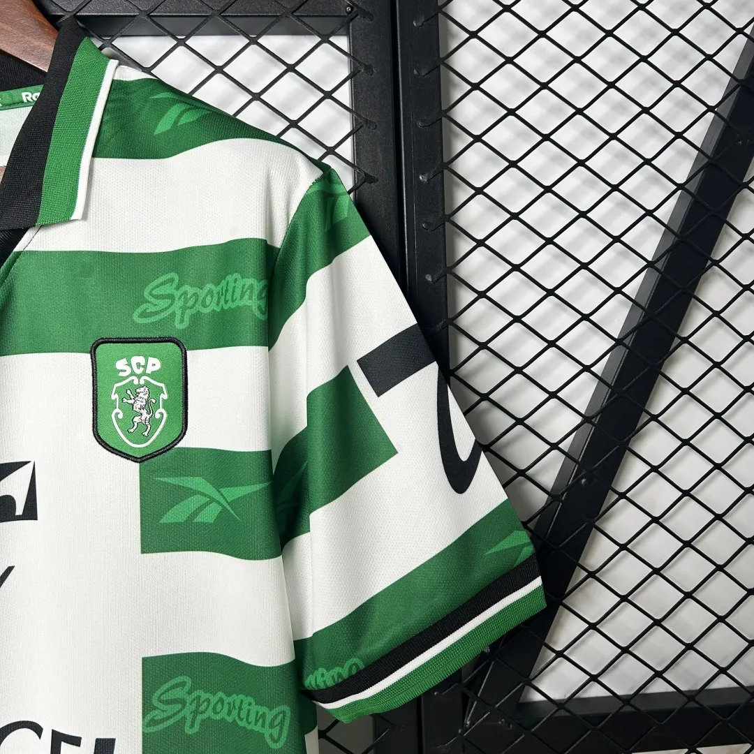 Sporting CP Retro Home Jersey - Image 6