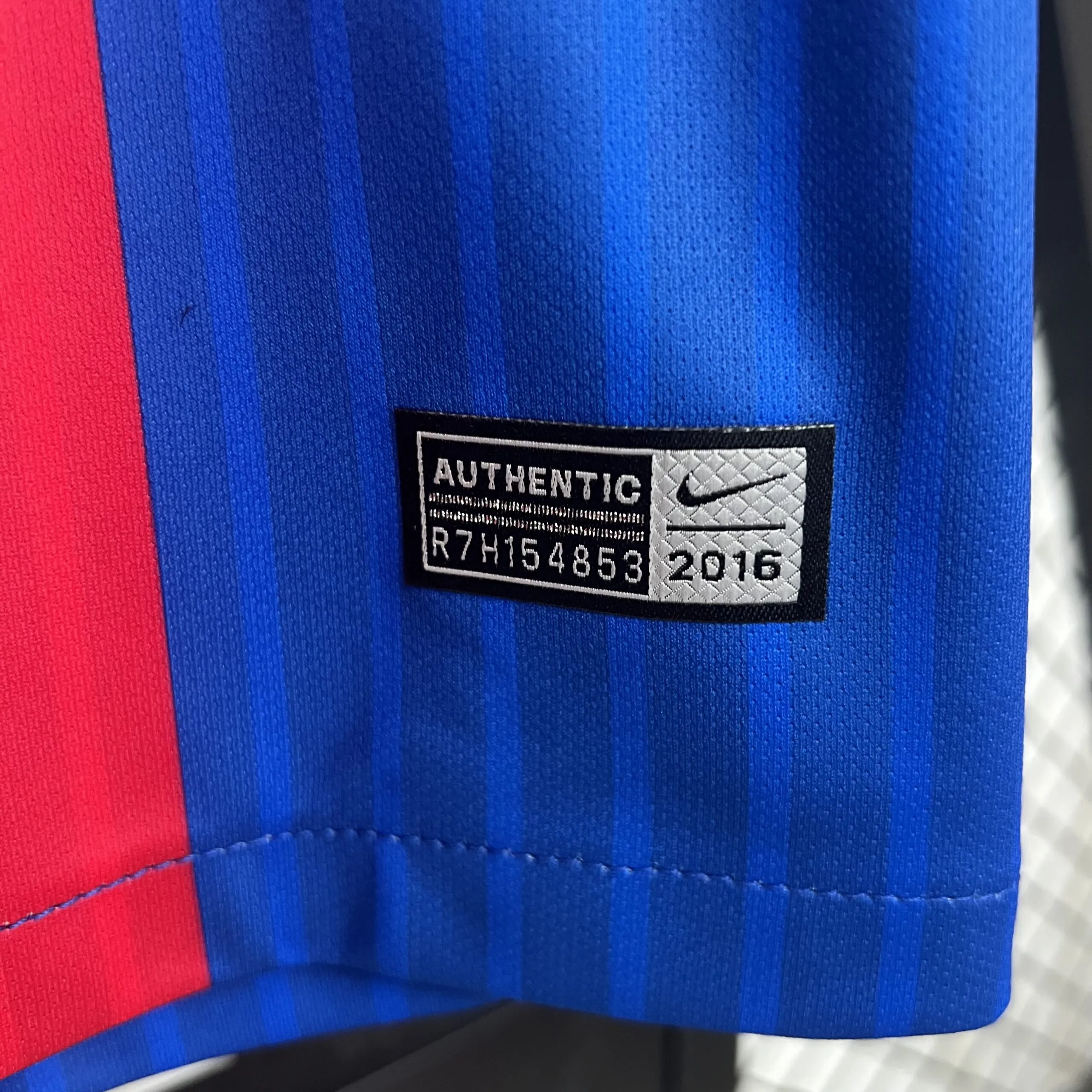 Retro Long Sleeve Football Jersey - Image 7