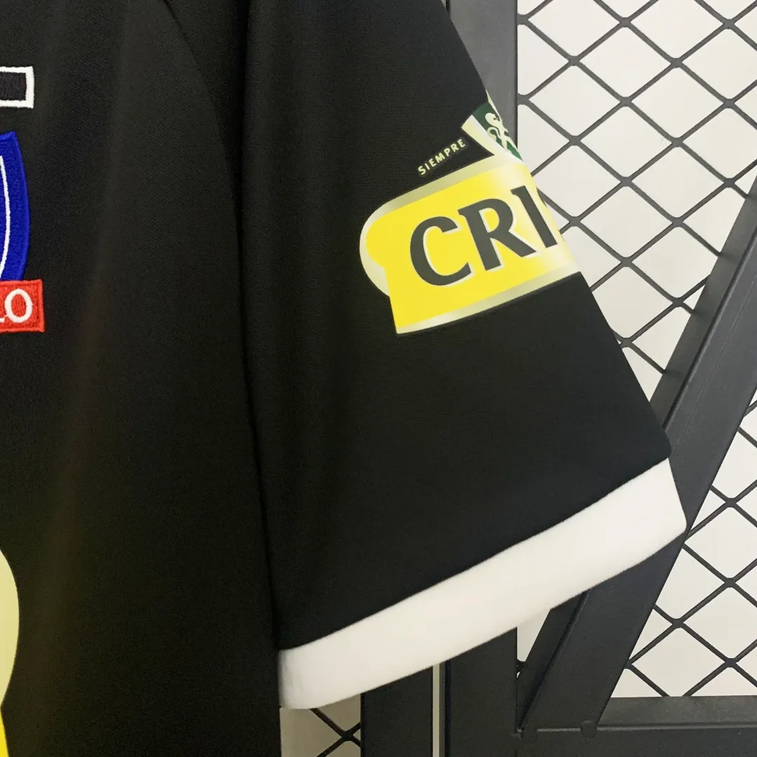 Umbro Colo-Colo Away Jersey - Image 6