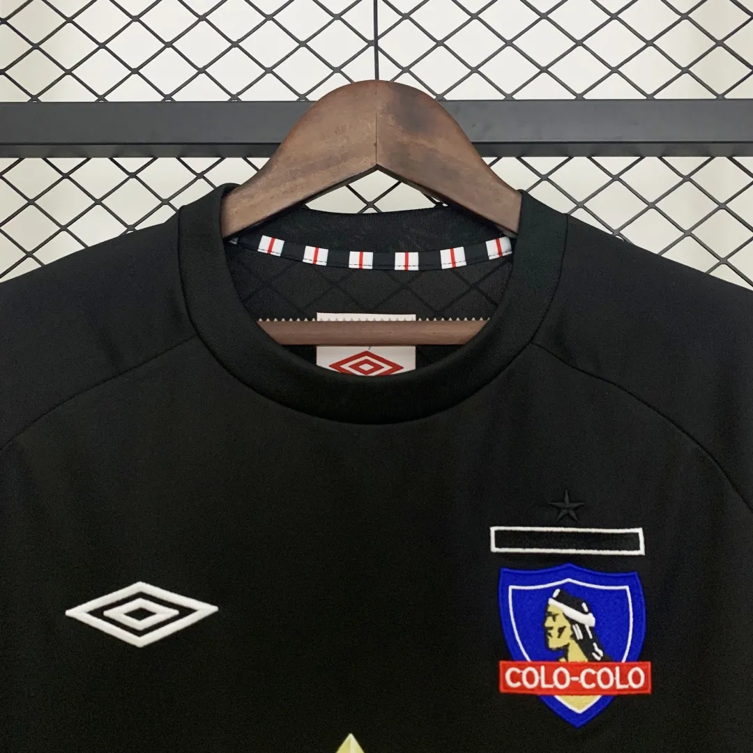 Umbro Colo-Colo Away Jersey - Image 3