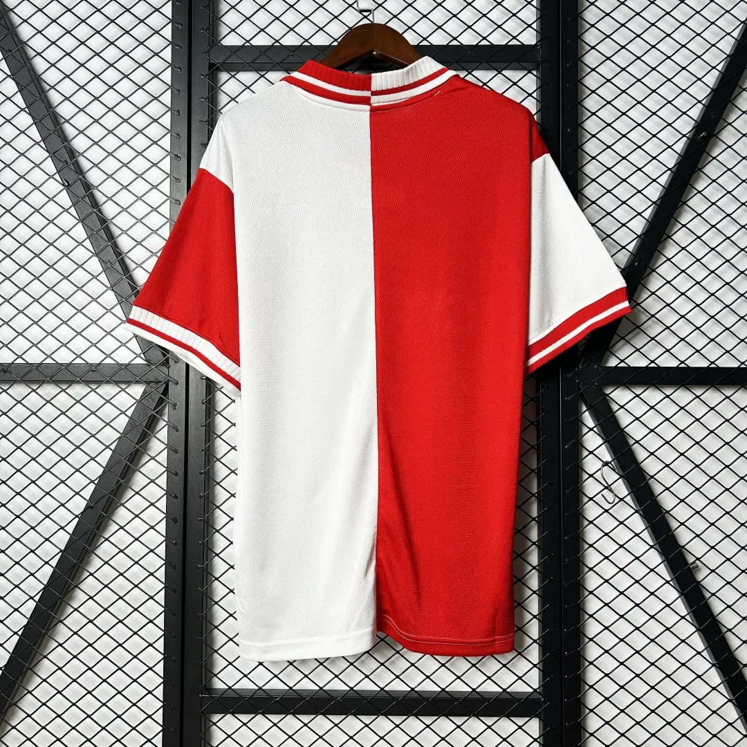 Umbro Celta Vigo Retro Jersey - Image 8