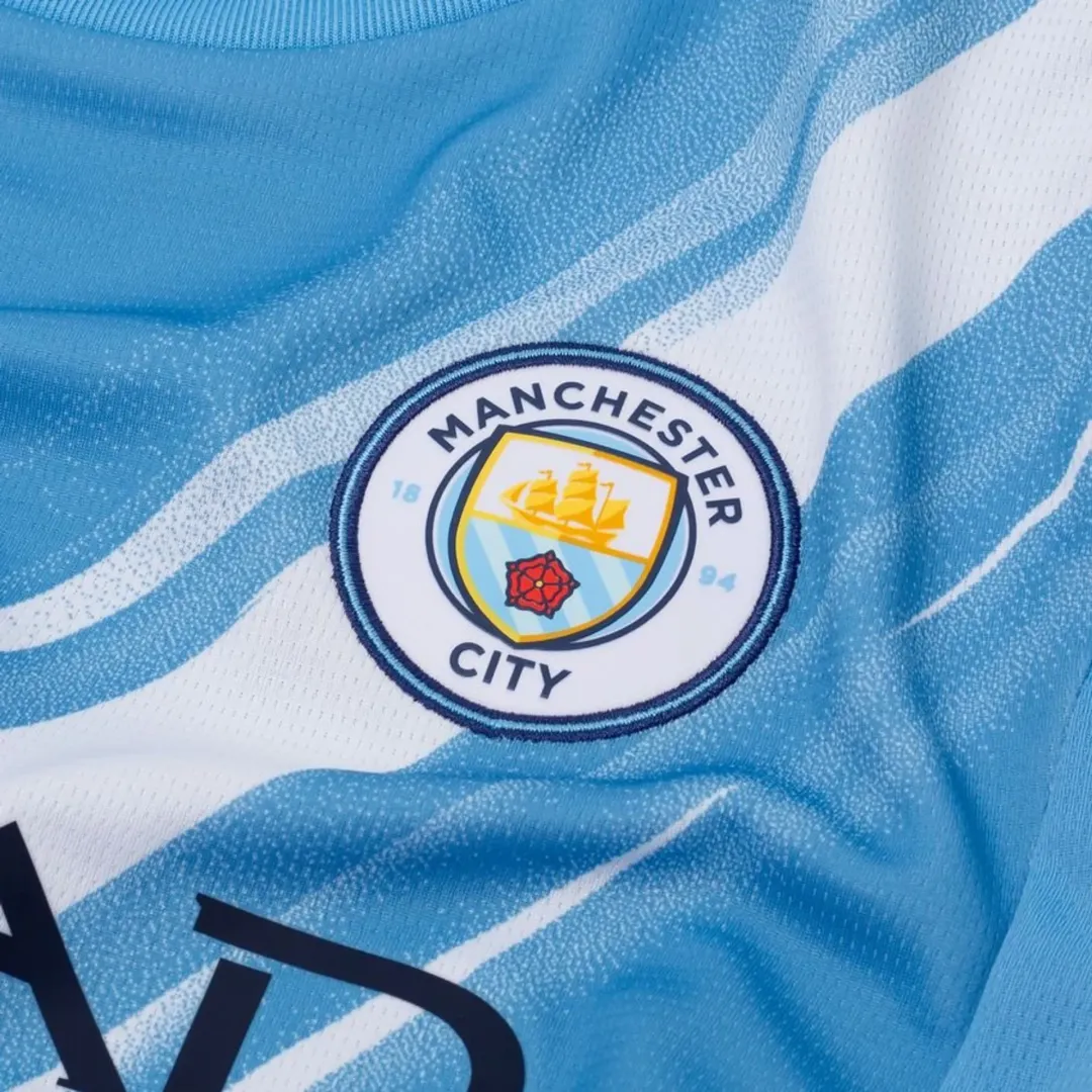 Manchester City Women Football Jersey - Image 4