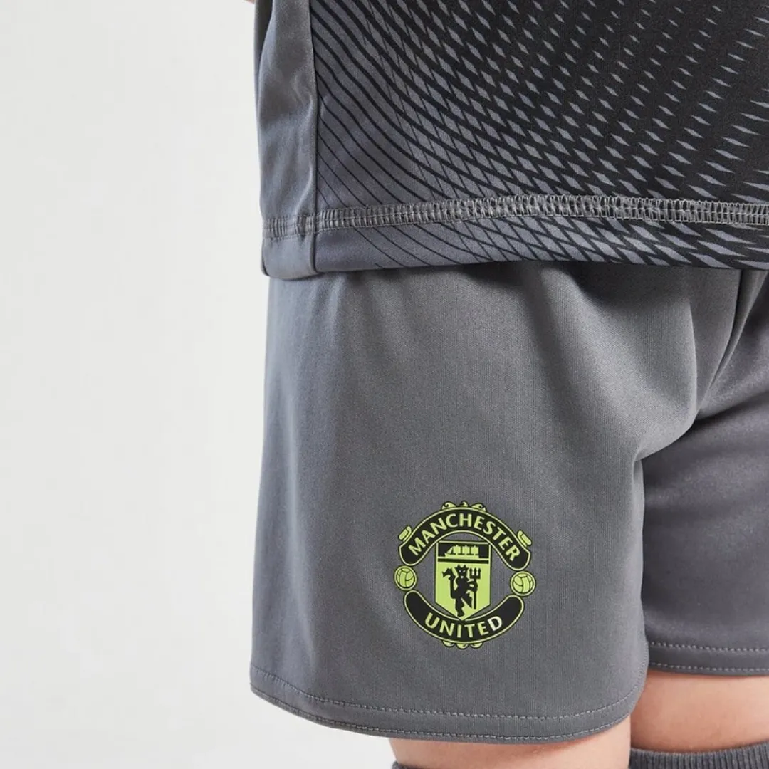 Manchester United Kids Soccer Kit - Image 7