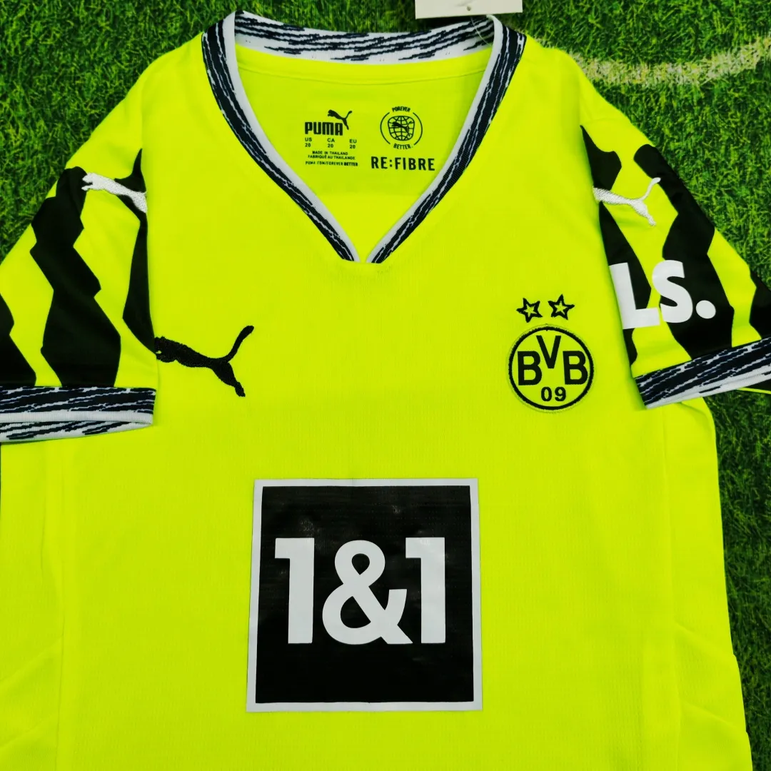 Puma Borussia Dortmund Kids Kit - Image 4