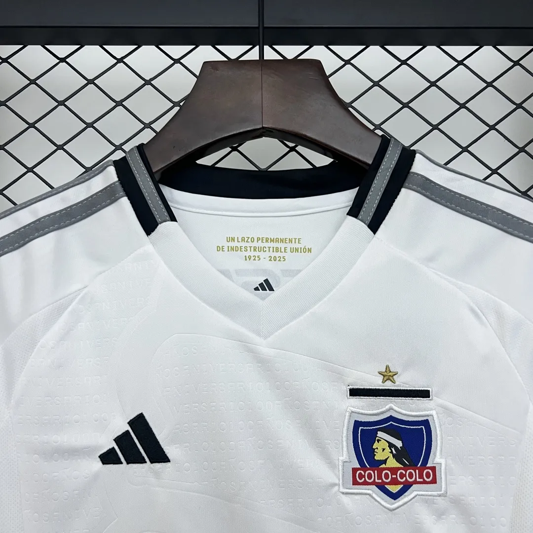 Adidas Colo Colo Kids Football Kit - Image 5