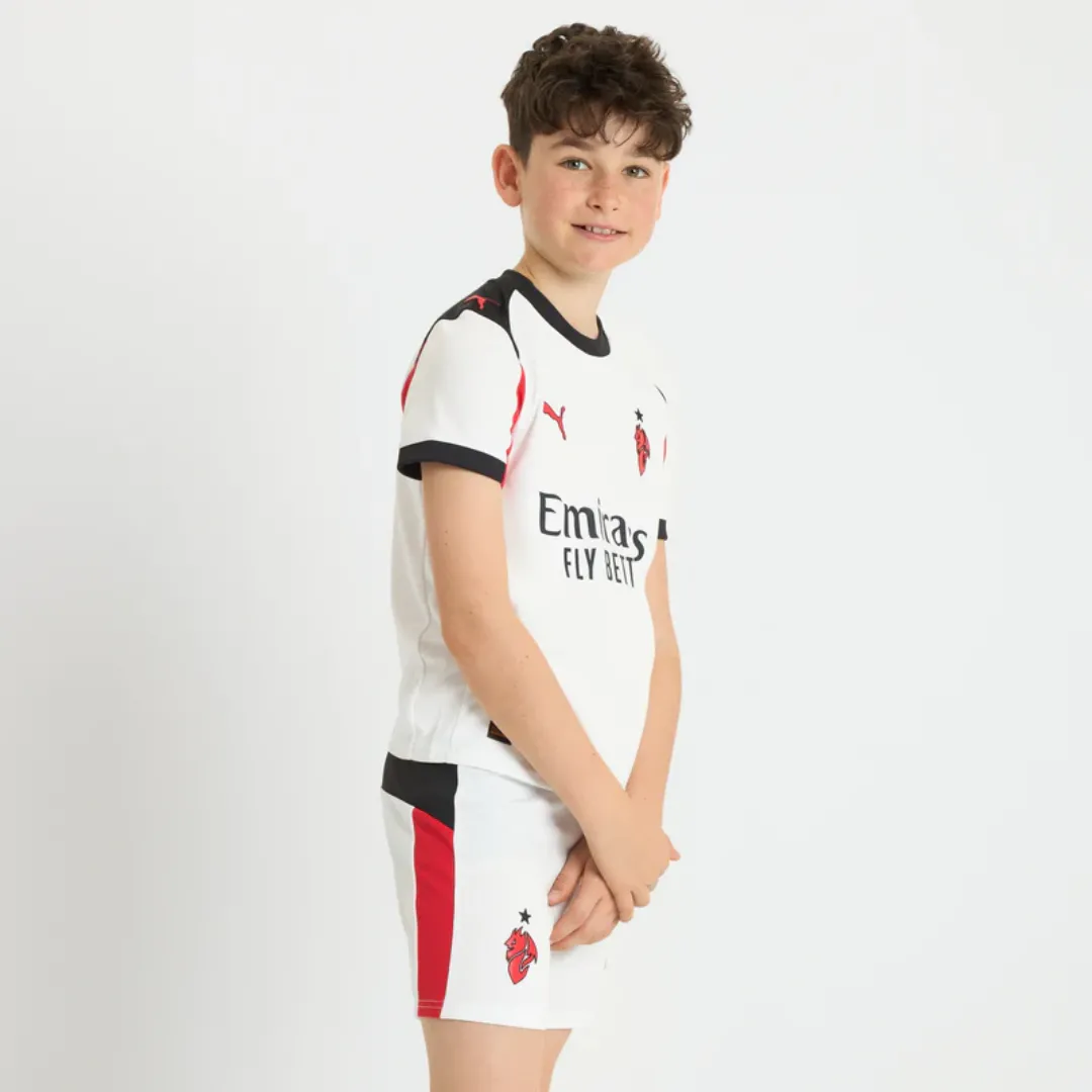 Puma Kids Football Kit - Image 3