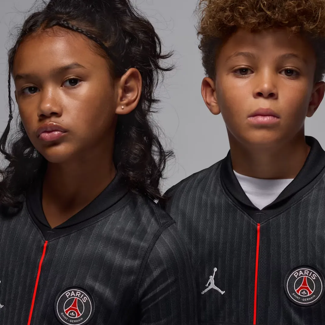 PSG Jordan Kids Soccer Kit - Image 4