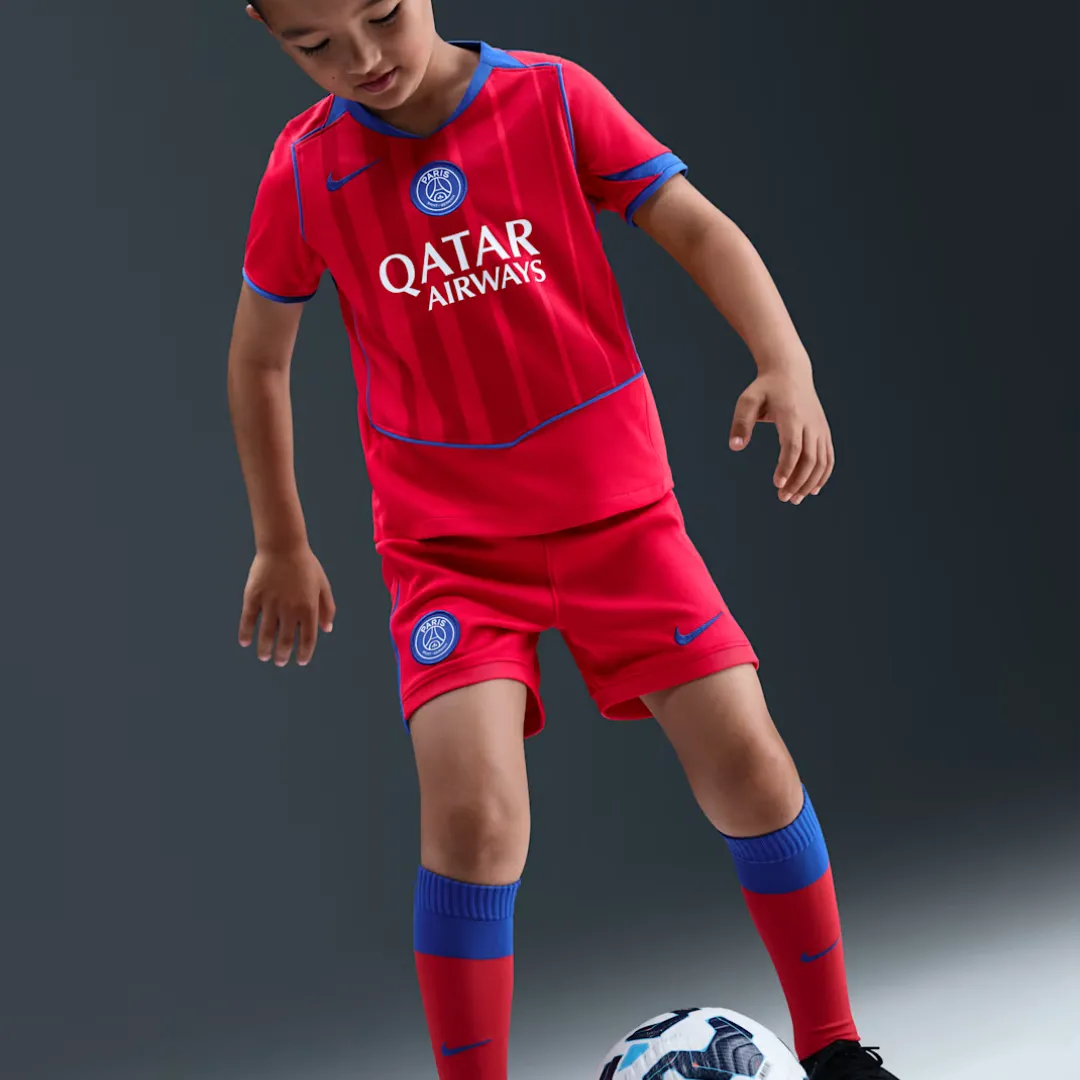 PSG Kids Soccer Kit - Image 3