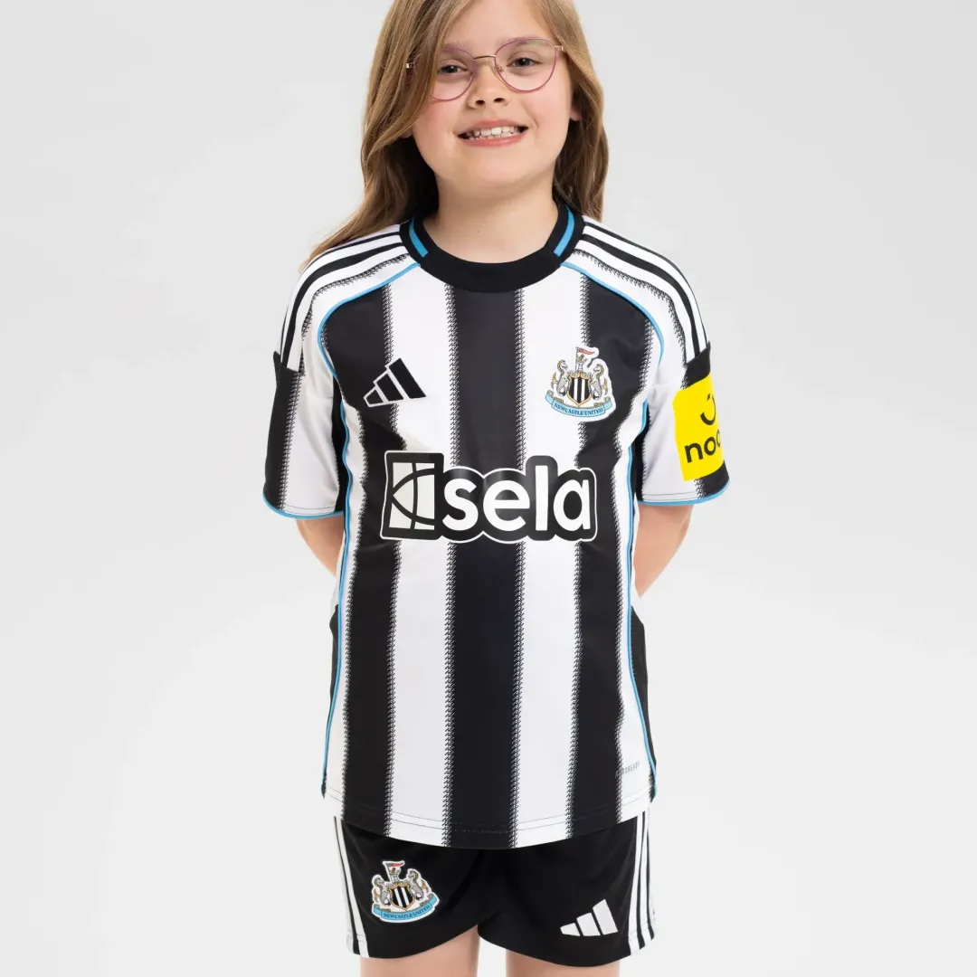 Newcastle United Kids Kit - Image 5