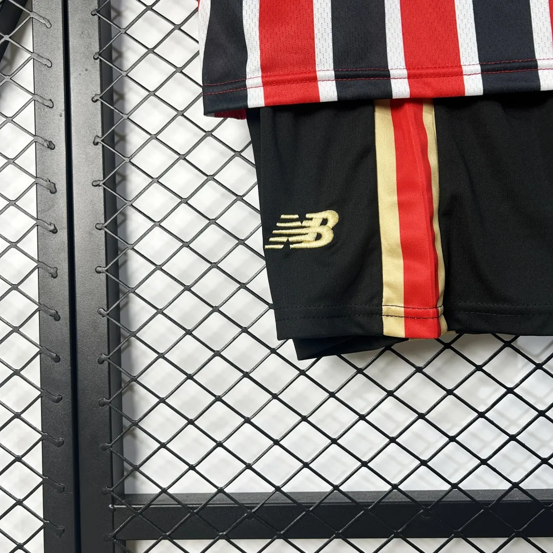 SPFC Kids Soccer Kit - Image 7
