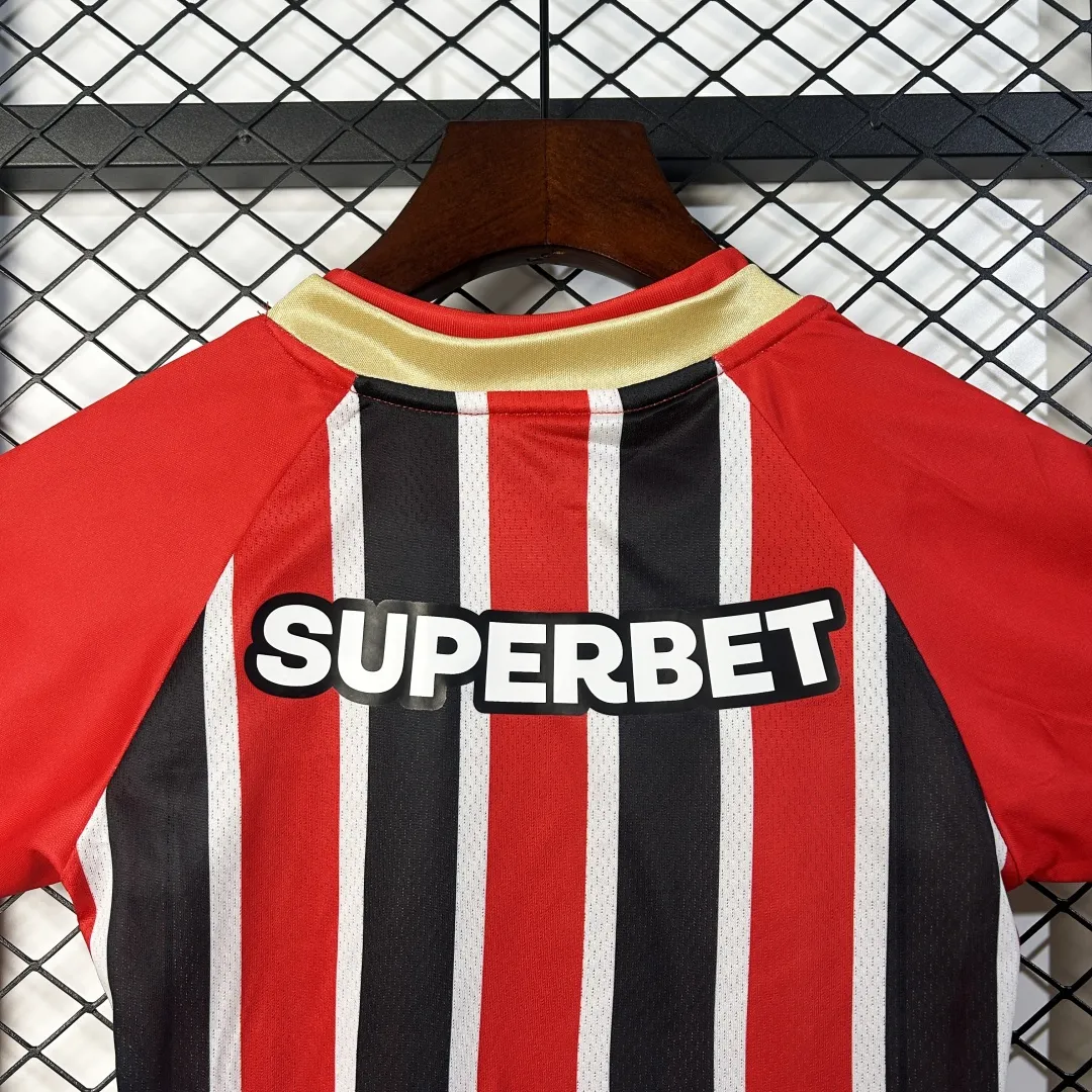 SPFC Kids Soccer Kit - Image 8