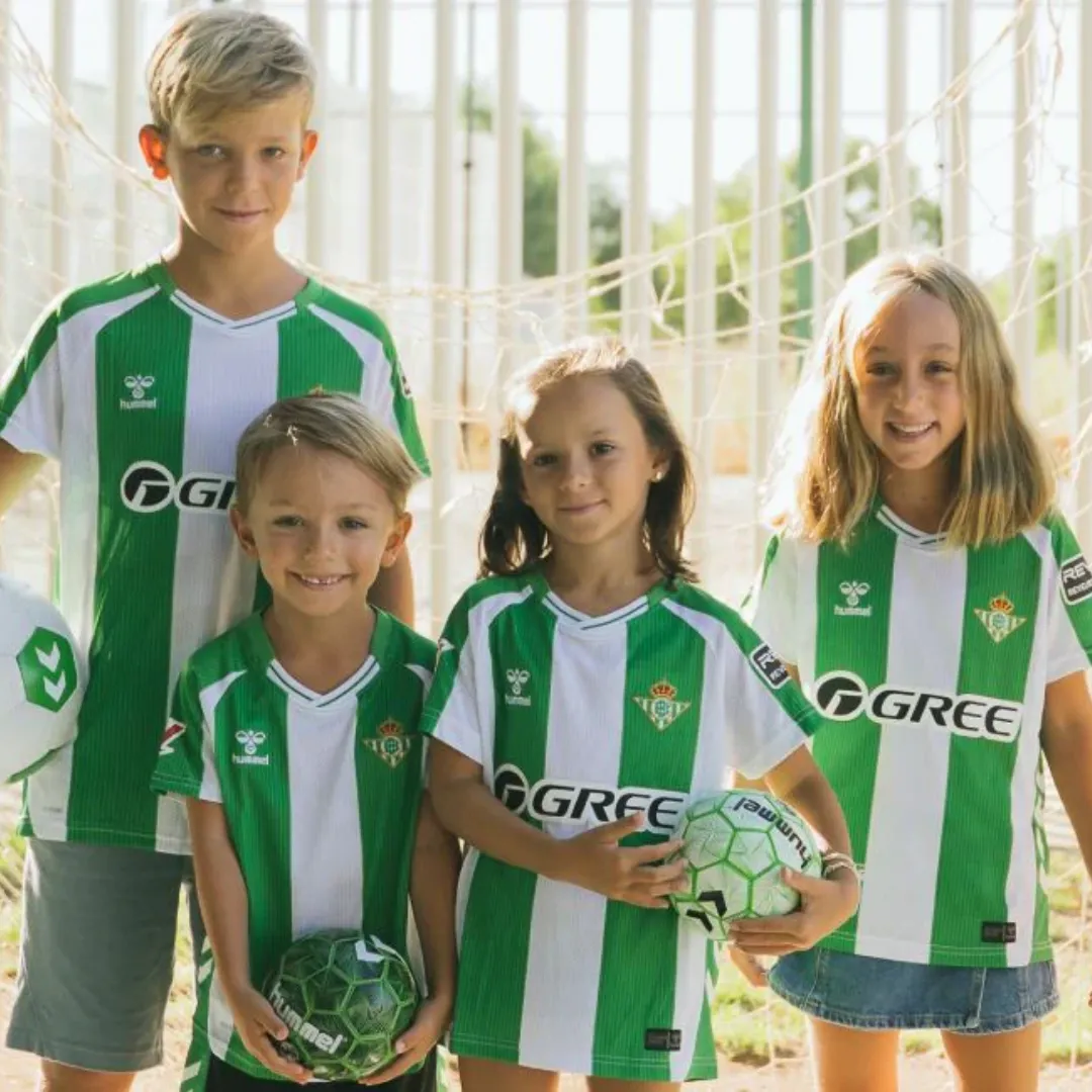 Hummel Real Betis Kids Kit - Image 3