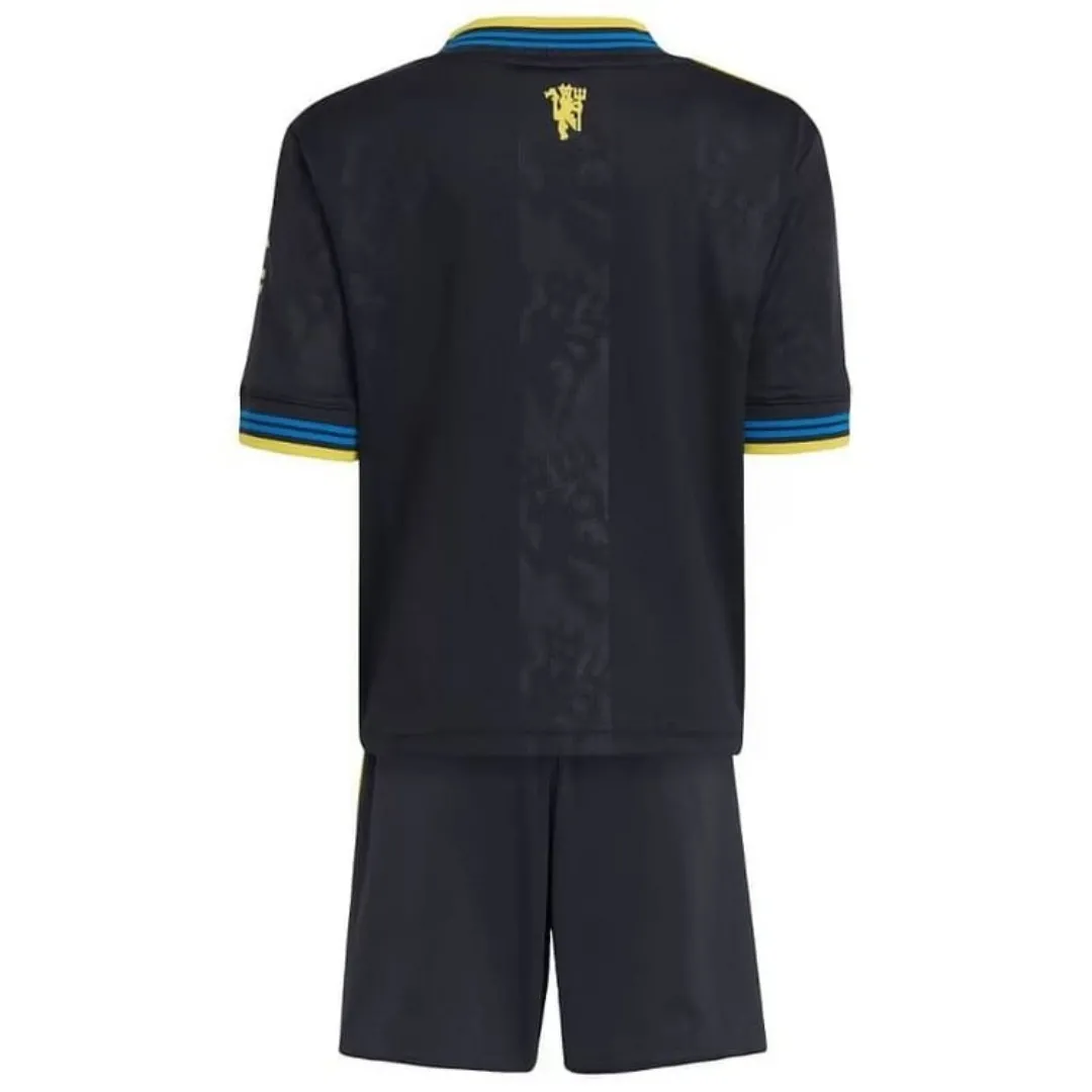 Alternative view of Manchester United Kids Football Kit