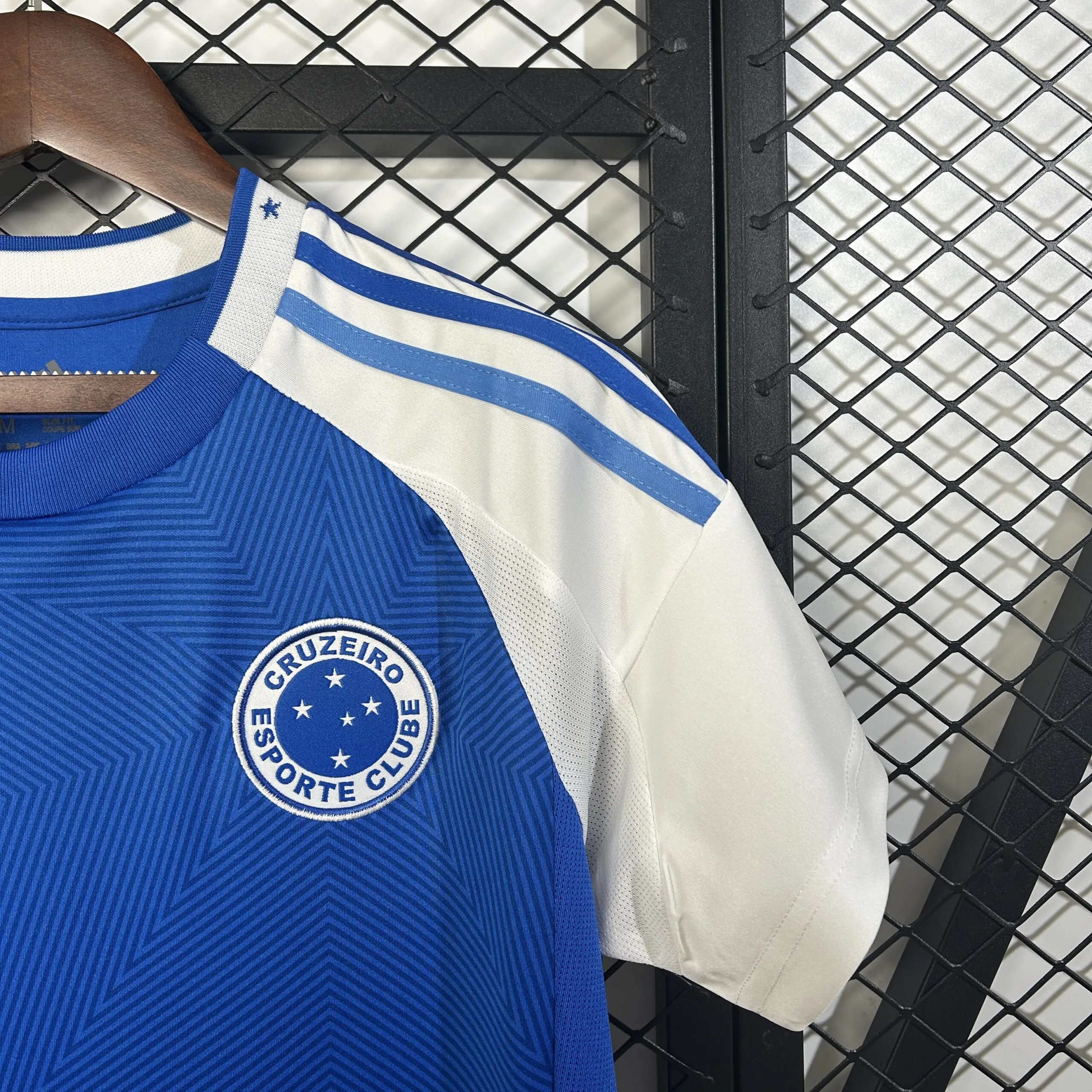 Cruzeiro EC Home Jersey - Image 5