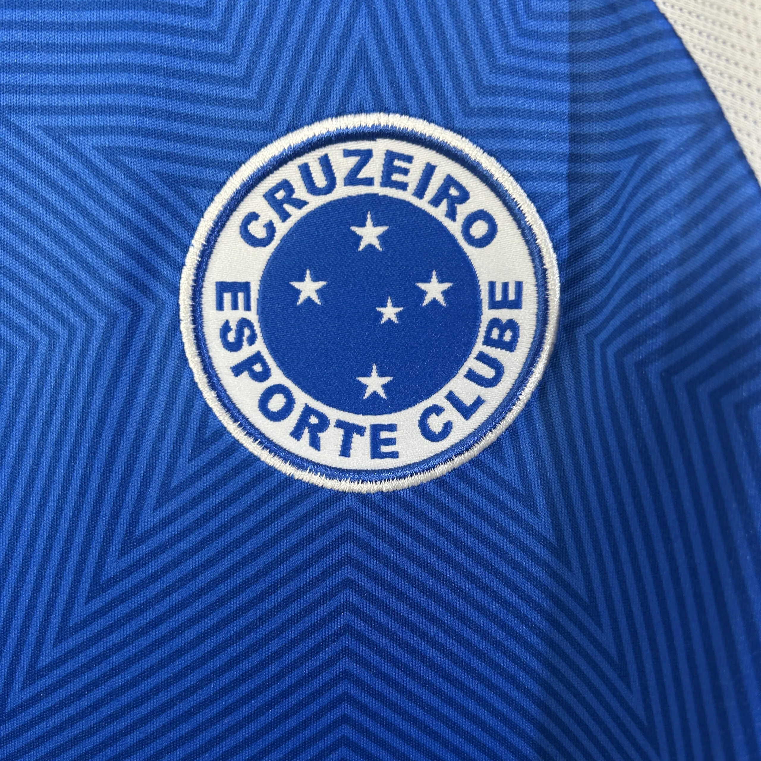 Cruzeiro EC Home Jersey - Image 6