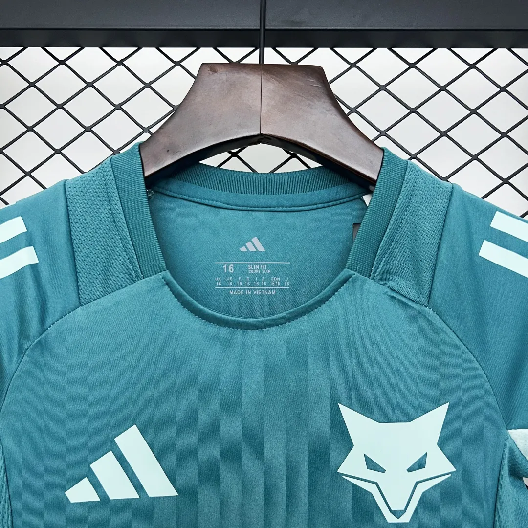 Adidas Kids Soccer Kit - Image 3