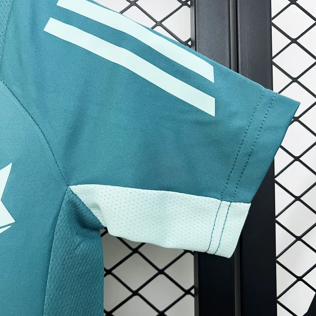 Adidas Kids Soccer Kit - Image 8