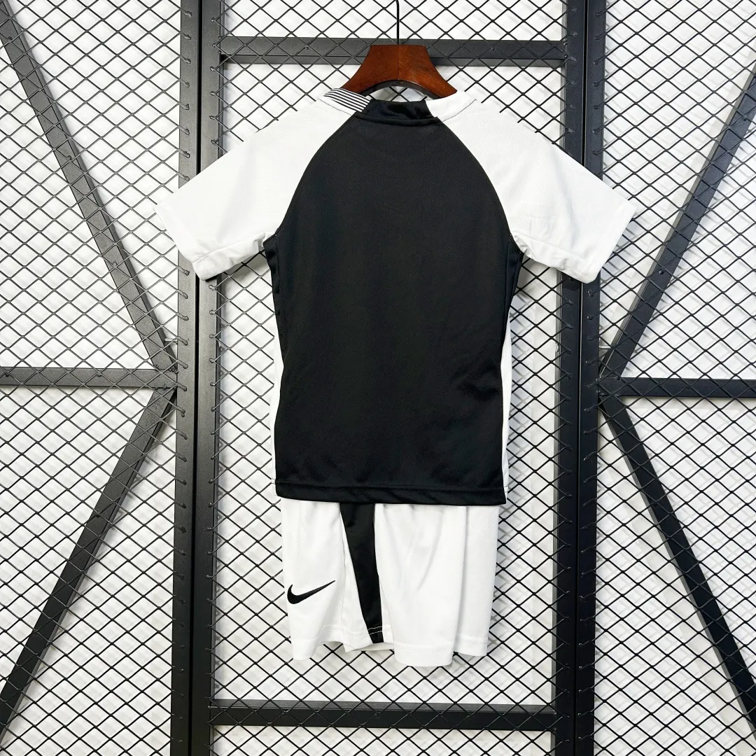 Nike Corinthians Kids Kit - Image 5