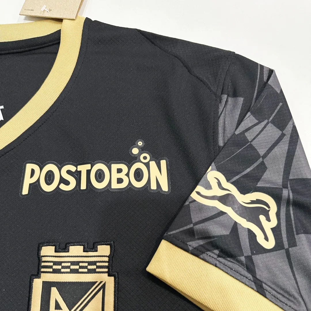 Atlético Nacional Away Jersey - Image 9