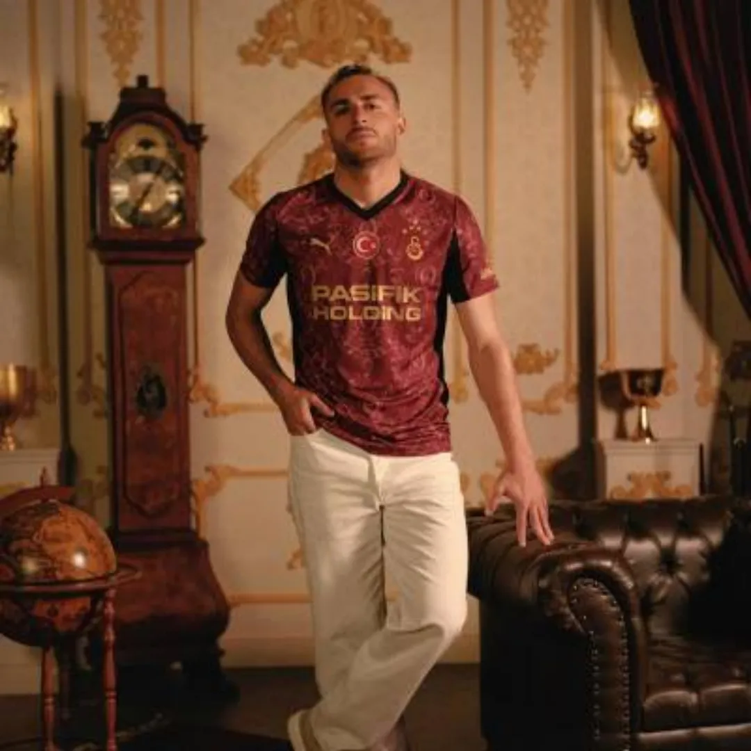 Galatasaray Third Jersey - Image 5