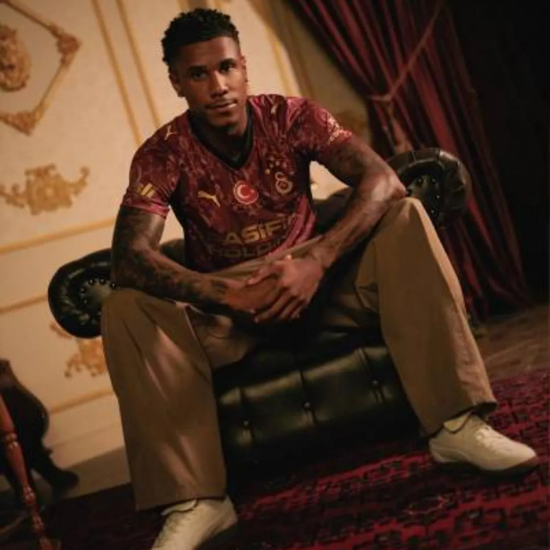 Galatasaray Third Jersey - Image 6