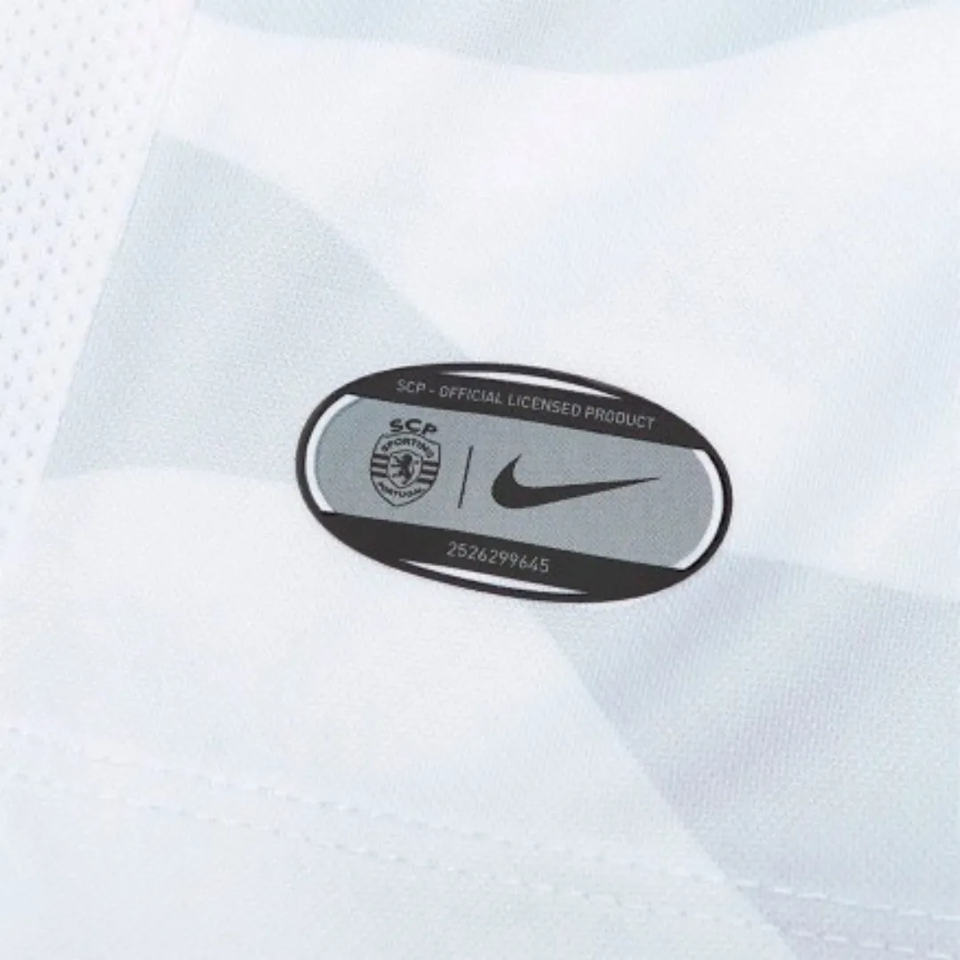 Sporting CP Away Jersey - Image 4