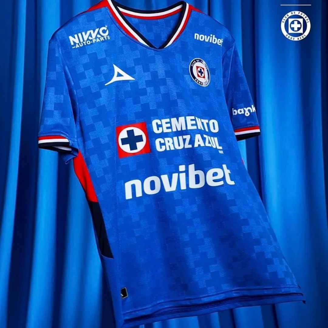 Alternative view of Cruz Azul Soccer Jersey
