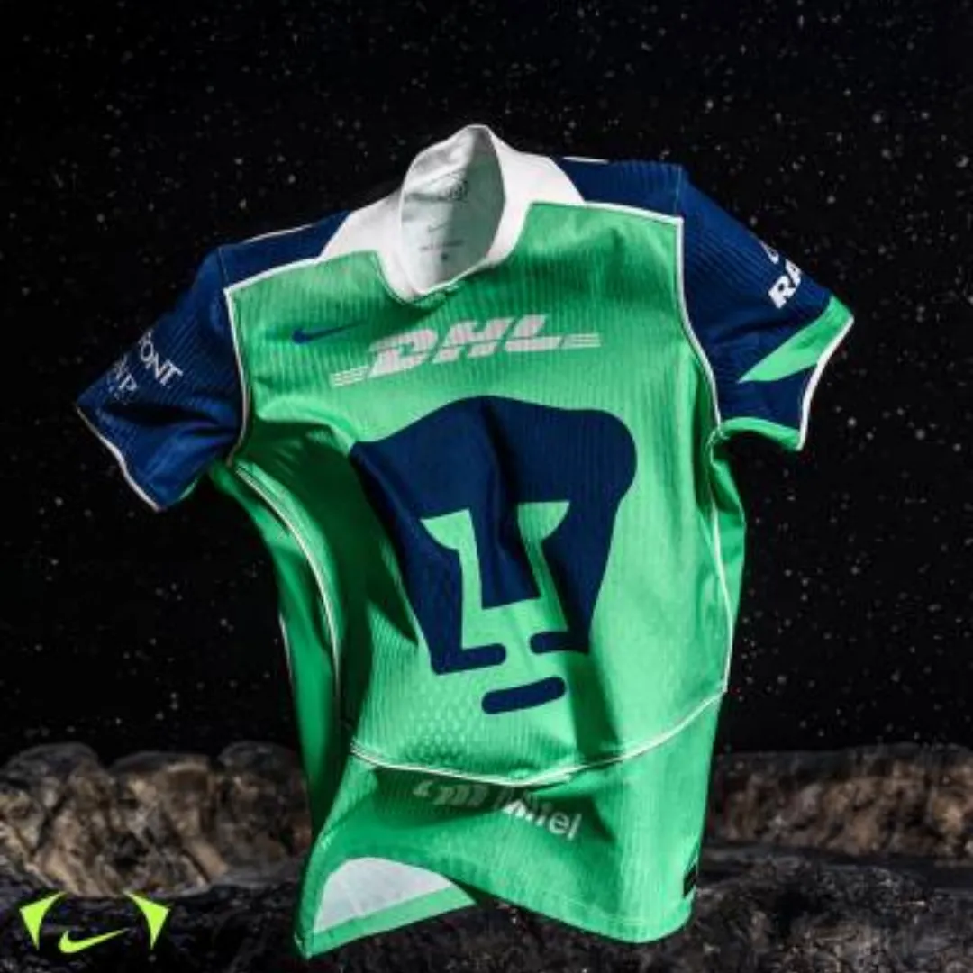 Pumas UNAM Third Football Jersey - Image 4