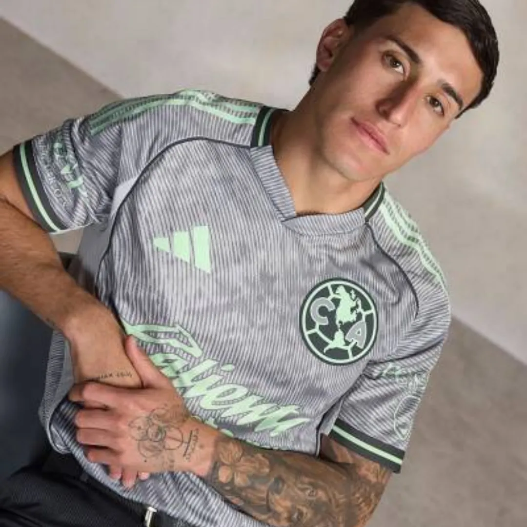 Club America Football Jersey - Image 3