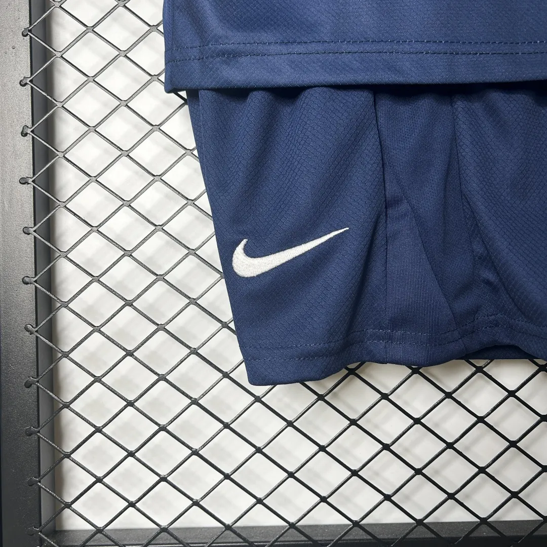 PSG Kids Soccer Kit - Image 5