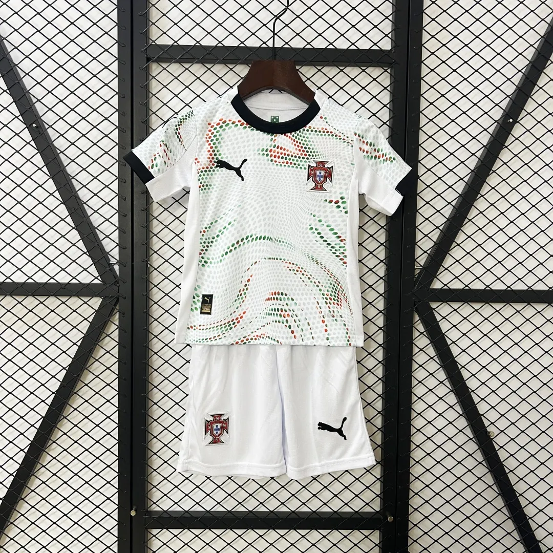 Alternative view of Puma Kids Portugal Kit