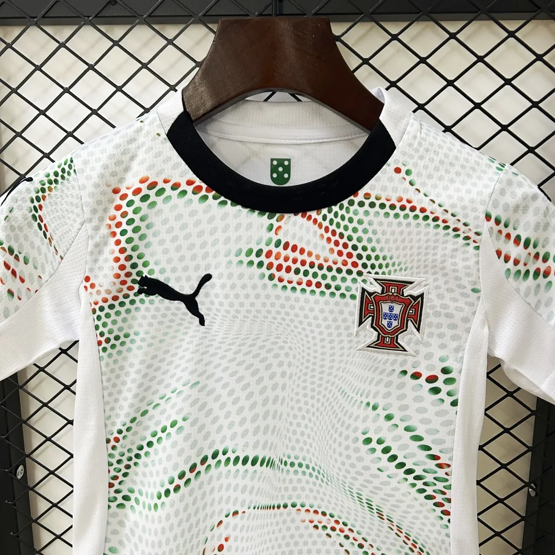 Puma Kids Portugal Kit - Image 3
